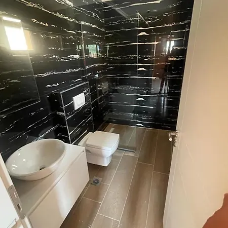 בית הארחה Bujtina Siar פוגרדץ