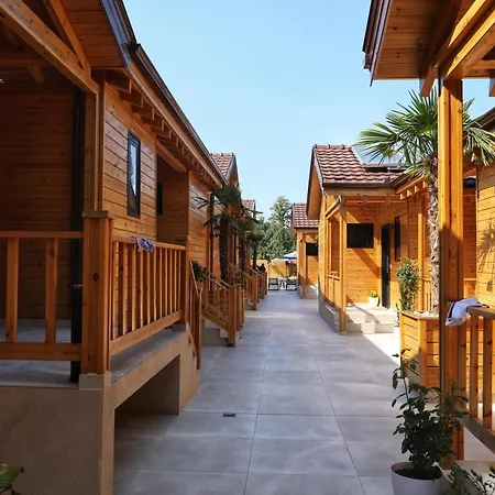 Bujtina Siar Gasthof 3*