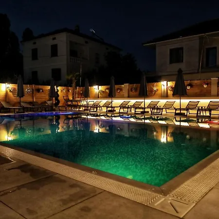 Bujtina Siar Gasthof 3*