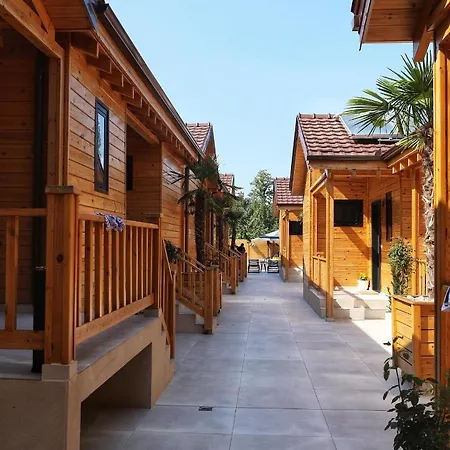 Bujtina Siar 3* Pogradec