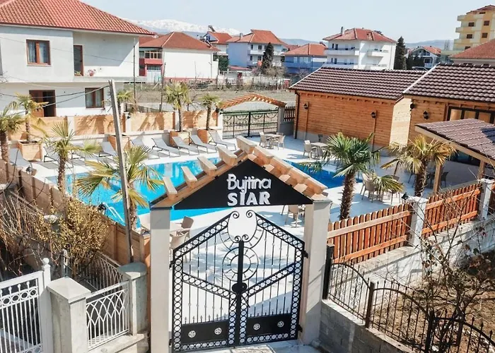 Bujtina Siar 3* פוגרדץ