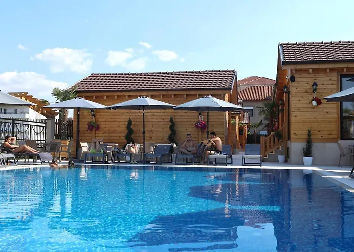 Bujtina Siar ゲストハウス ポグラデツ